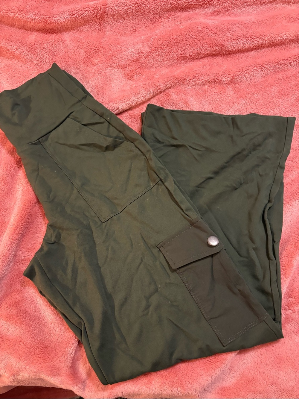 CAbi Chargo pants olive green medium